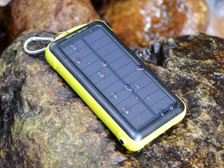 Illustration for article titled Get 50% off the ZeroLemon 20,000mAh Battery with Solar Power